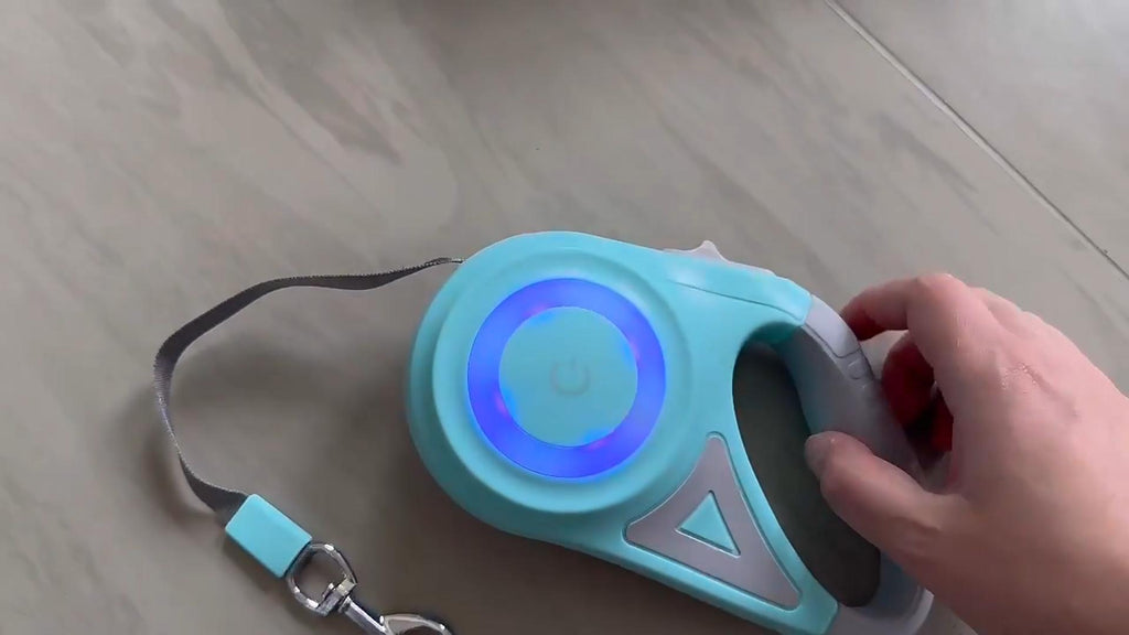 Retractable Dog Leash with Night Safety Spotlight